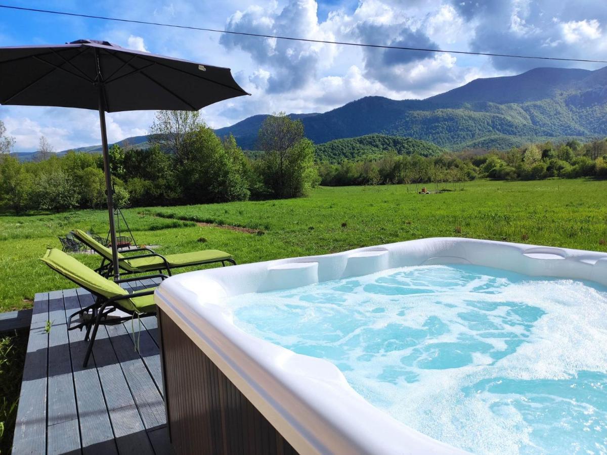 Velebit Lodge Lovinac  外观 照片
